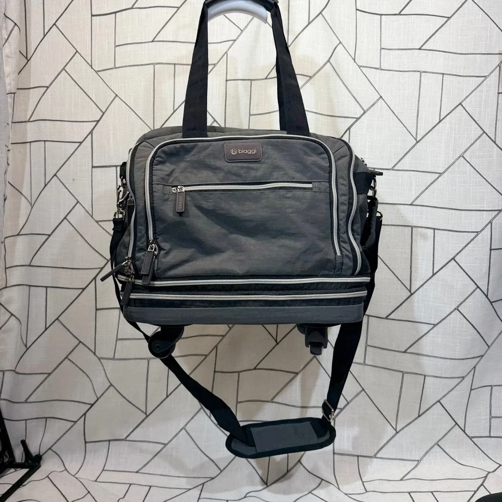 Biaggi Zipsak‎ Boost Expandable Rolling Duffel Bag OS Gray Foldable Spinner NWT